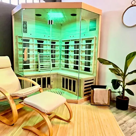 Wellness - Sauna - 3 Schlafzimmer - 6 Personen - Zentrum Apartment *