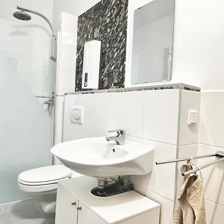 Wellness - Sauna - 3 Schlafzimmer - 6 Personen - Zentrum * Hannover