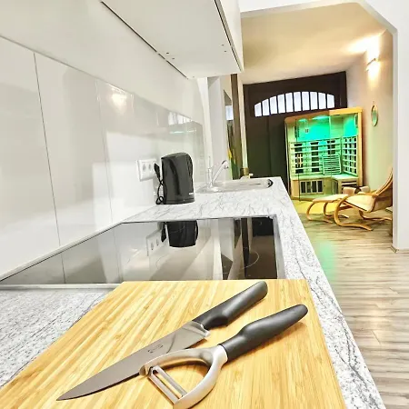 Wellness - Sauna - 3 Schlafzimmer - 6 Personen - Zentrum