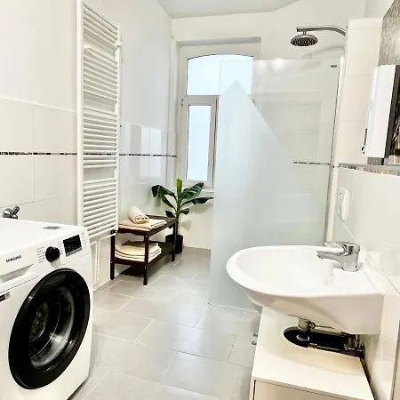 Wellness - Sauna - 3 Schlafzimmer - 6 Personen - Zentrum Hannover