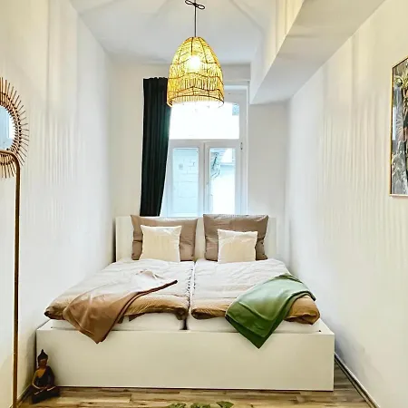 Wellness - Sauna - 3 Schlafzimmer - 6 Personen - Zentrum * Hannover