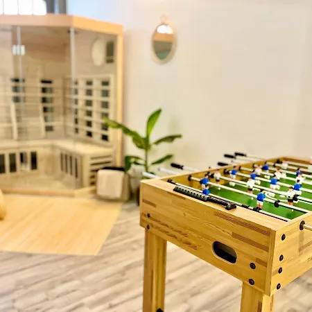 Wellness - Sauna - 3 Schlafzimmer - 6 Personen - Zentrum Apartmán *